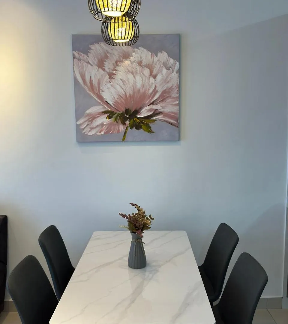 Central Park 2 Bedrooms ジョホールバル